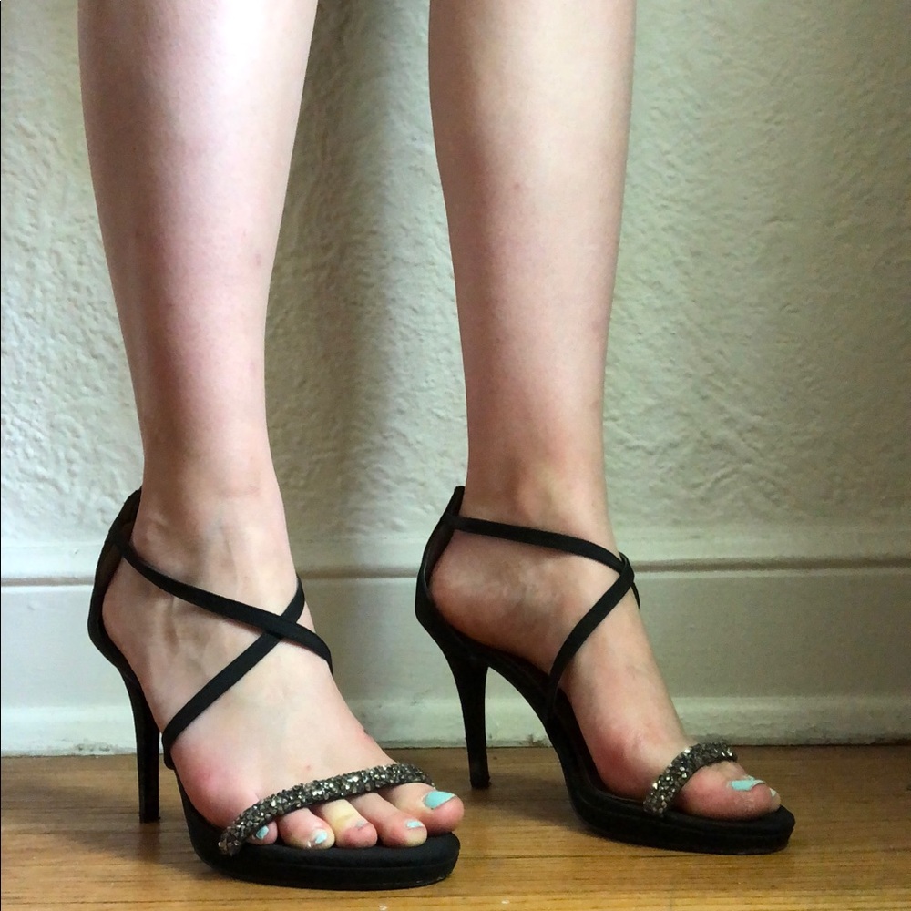 Black Nina New York heels, size 8.5